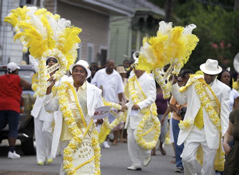 mardi gras 2nd line dance